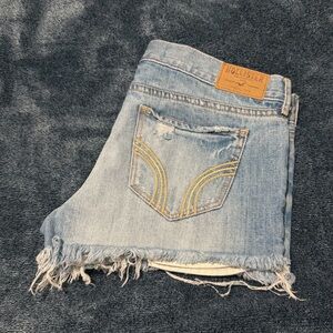 Hollister • Low Rise Denim Shorts